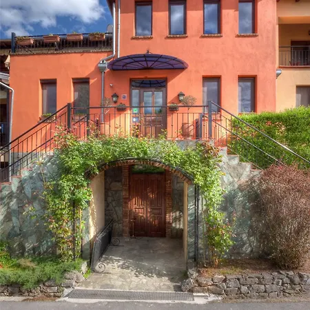 Εσπερίδες Hotel Naousa (Imathia)