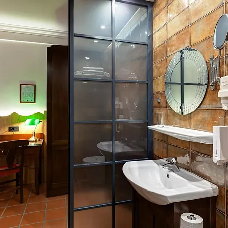 εσπερίδες Hotel 3*