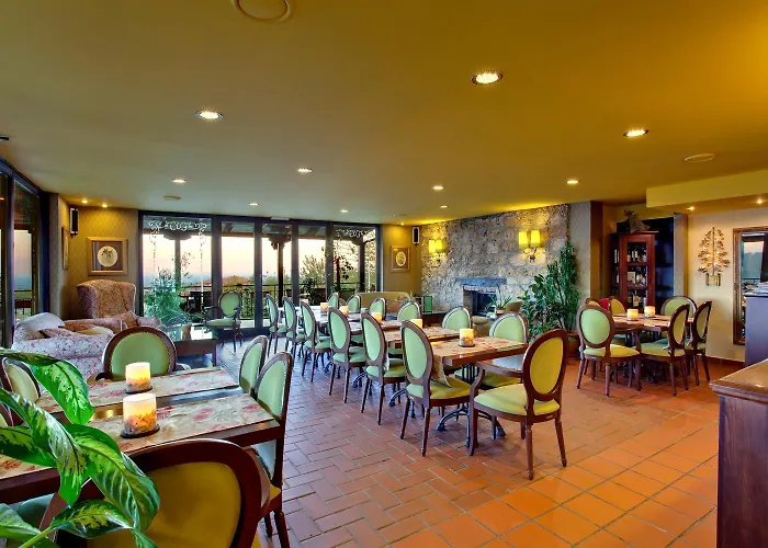 Hotel εσπερίδες 3*